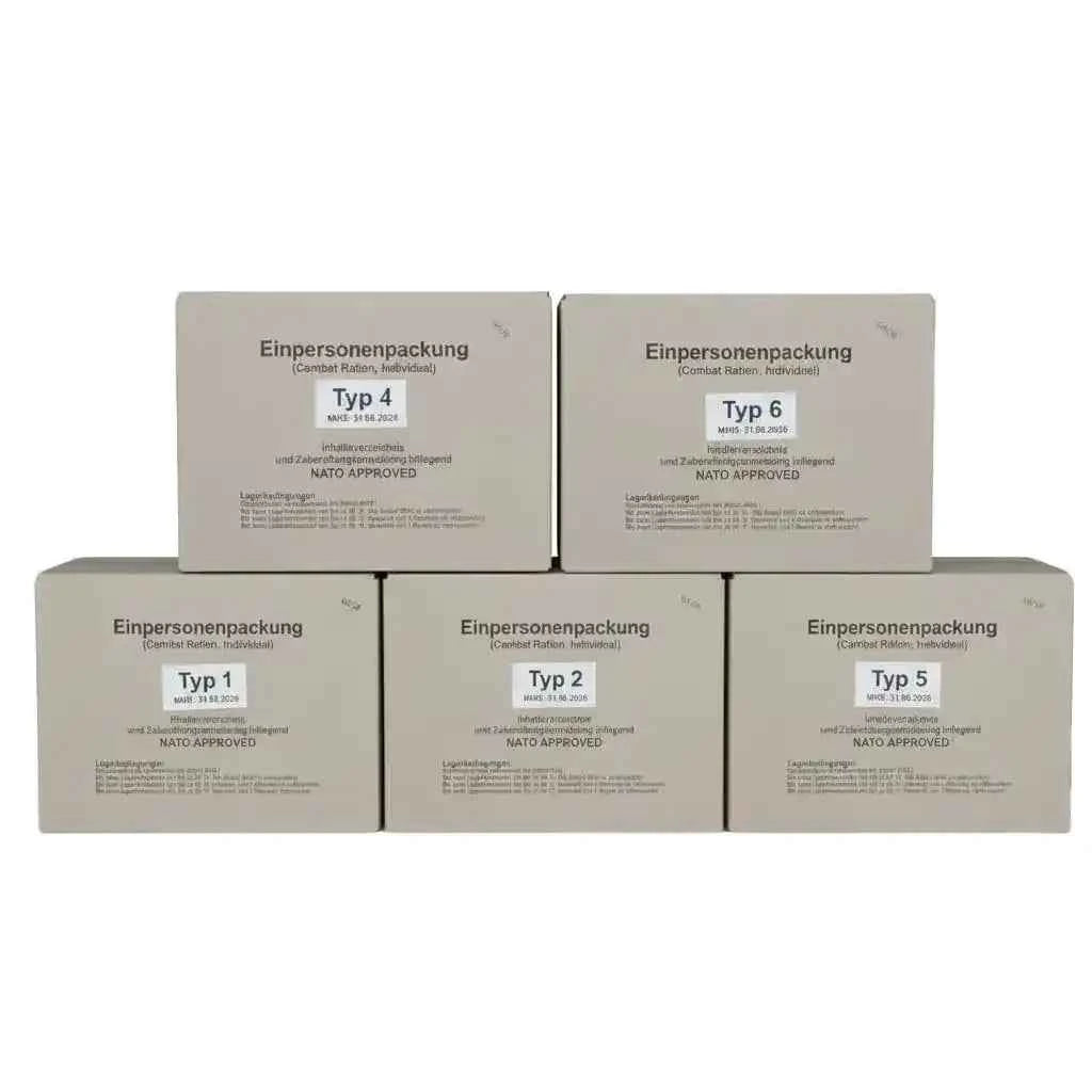 Cajas de ración individual EPA alemanas, tipos 1–4 y 5–6 apiladas